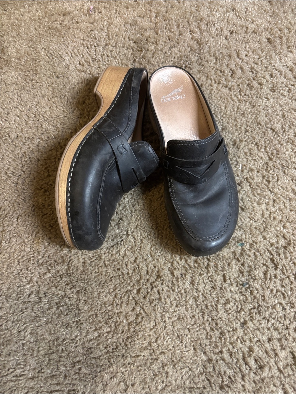 DANSKO Bel Oiled Mule Clog Size 39 in Black
